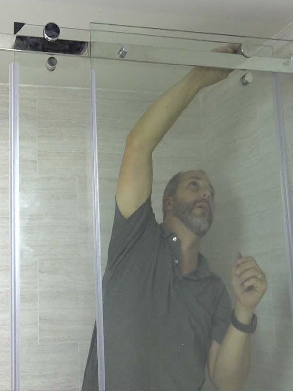 نصب کابین دوش فریم لس