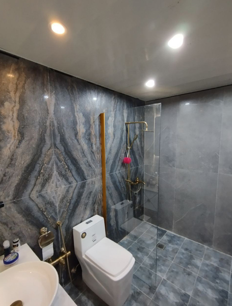 دیوایدر حمام شاورزون